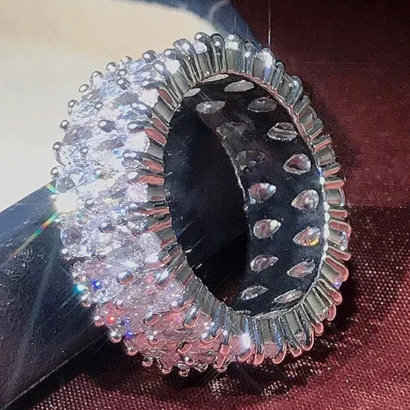 NEW 925 STERLING SILVER ETERNITY DIAMOND RING, CUTE RING, SHINY RING. - Picture 3 of 6